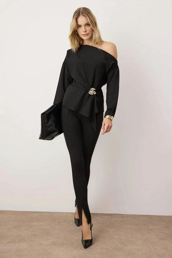 WOVCOR Off-Shoulder Woven Blouse with Accessory Detail