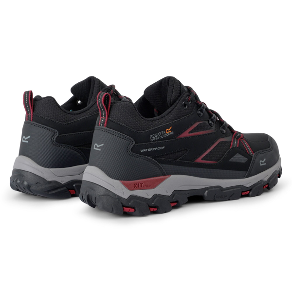 Regatta Women's Holcombe III Low Walking Shoes - Black/Beaujolais