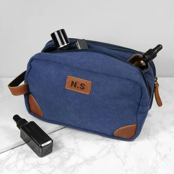 Personalised Deluxe Denim Wash Bag - close-up detail