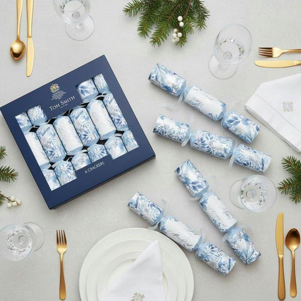 Garden Greatness Set Of 6 Winter Wonderland Tom Smith Christmas Crackers