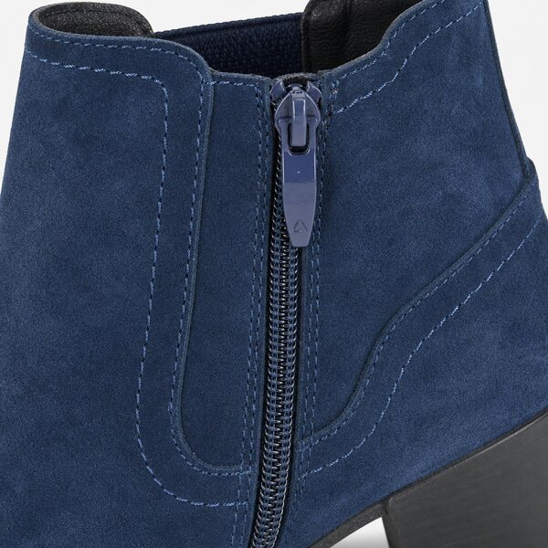 Cipriata ALESSINA Ankle Boots   in  Navy