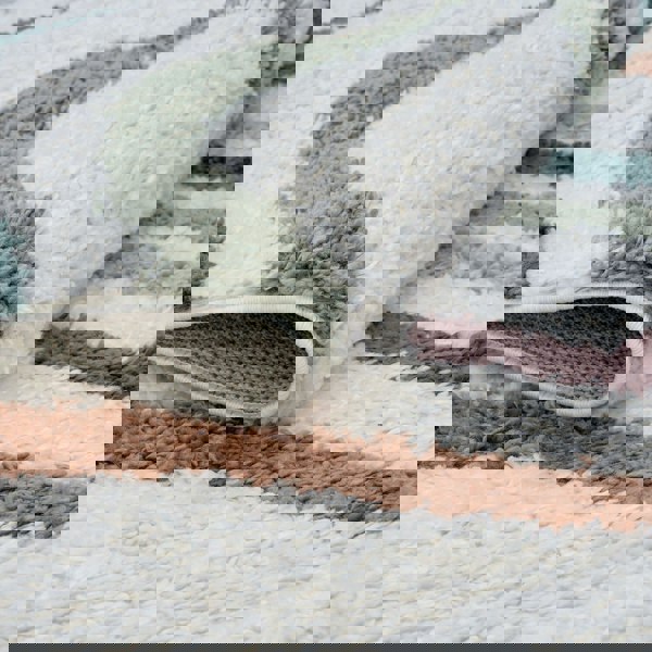 Moodi Shaggy Multicolour Rug, Striped design, Easy to clean| THE RUG