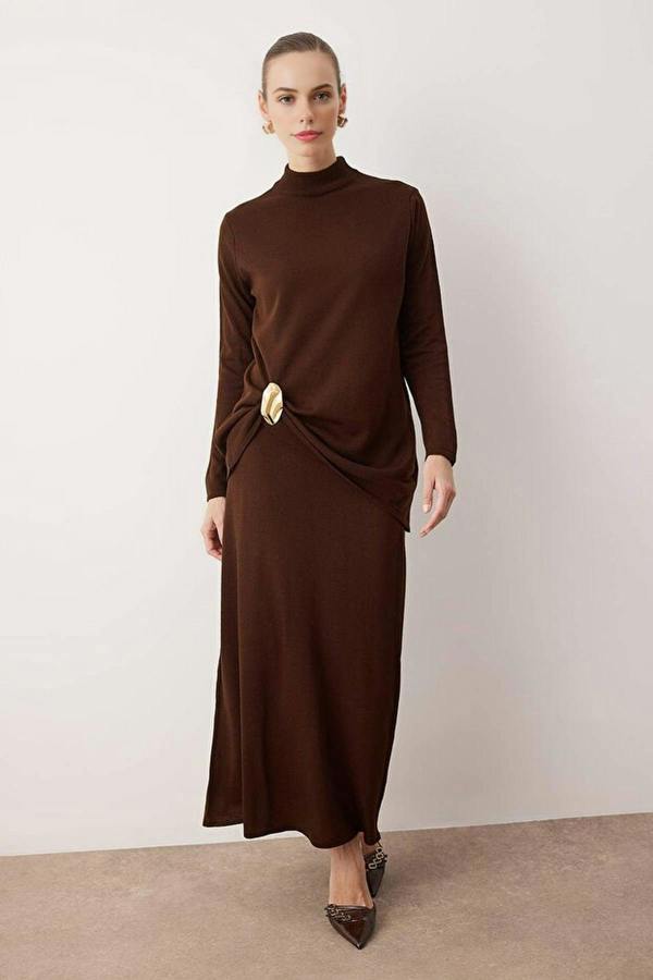 WOVCOR 2-Piece Brooch Detailed Knitted Top and Bottom Set