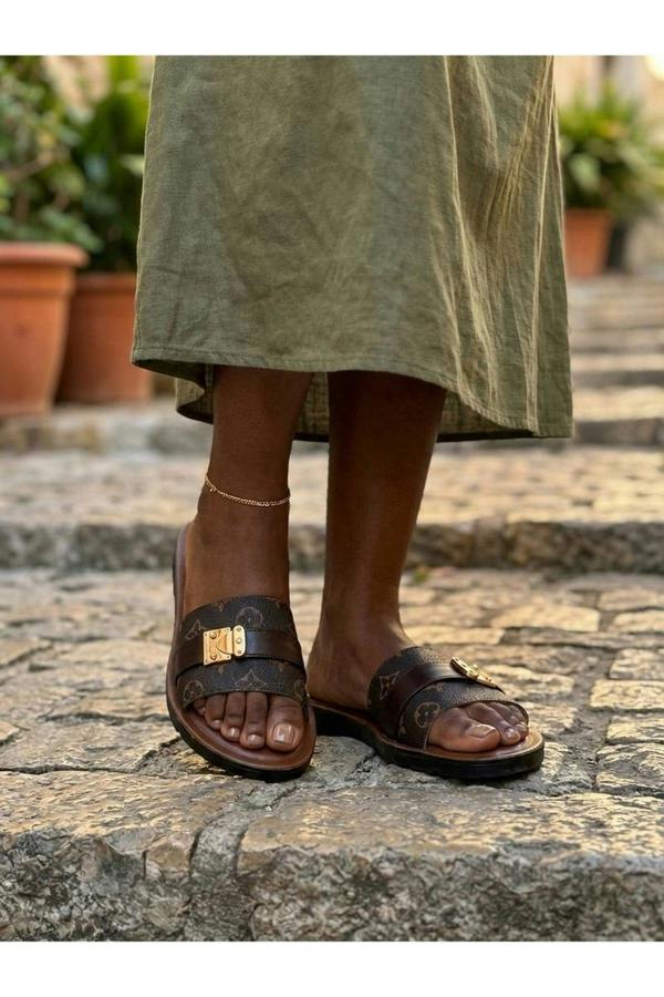 Amber Patterned Slider Sandals - Brown