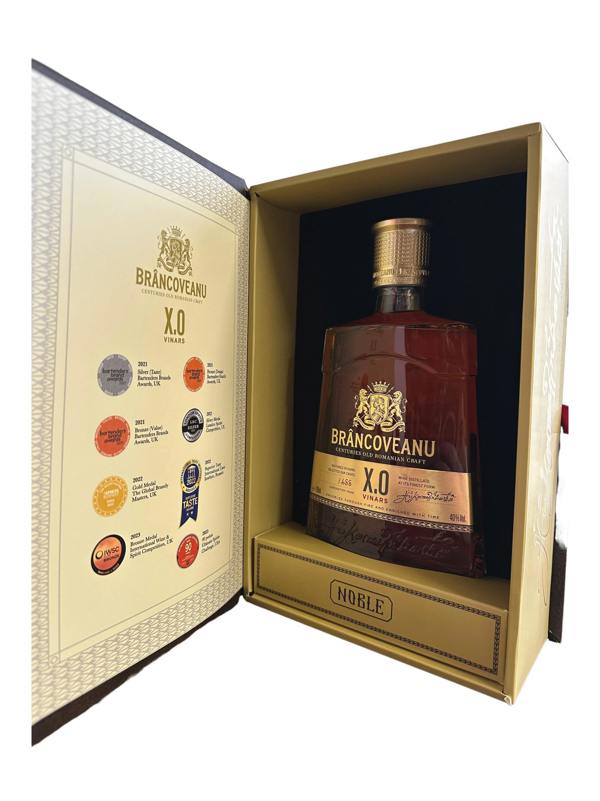 Brancoveanu XO Noble Brandy (Cognac / Coniac / Vinars) in a book / Brancoveanu Carte 700ml