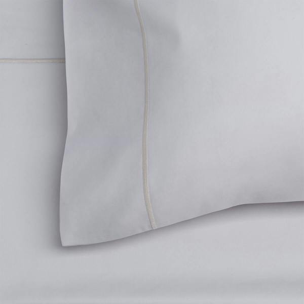 Light Grey 600 Thread Count Egyptian Cotton Duvet Covers detail view 1 | Soak and Sleep