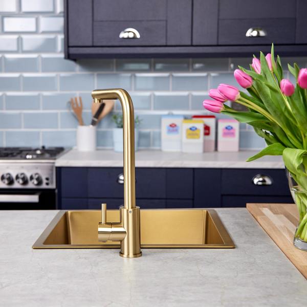 Flode Mjörn | Single Lever Kitchen Sink Mixer Tap with Swivel Spout | L Neck Design | Brushed Brass Finish