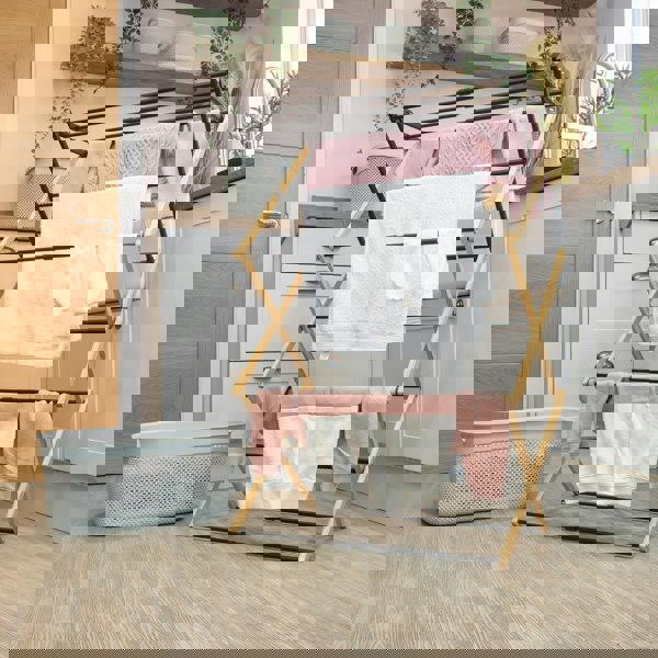 JVL Bamboo Extendable 3 Tier Concertina Clothes Airer, Brown