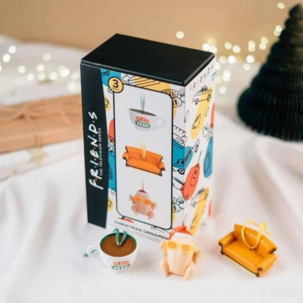 Grupo Eric Friends Turkey Sofa and Central Perk Mug Set of 3 Christmas Ornaments