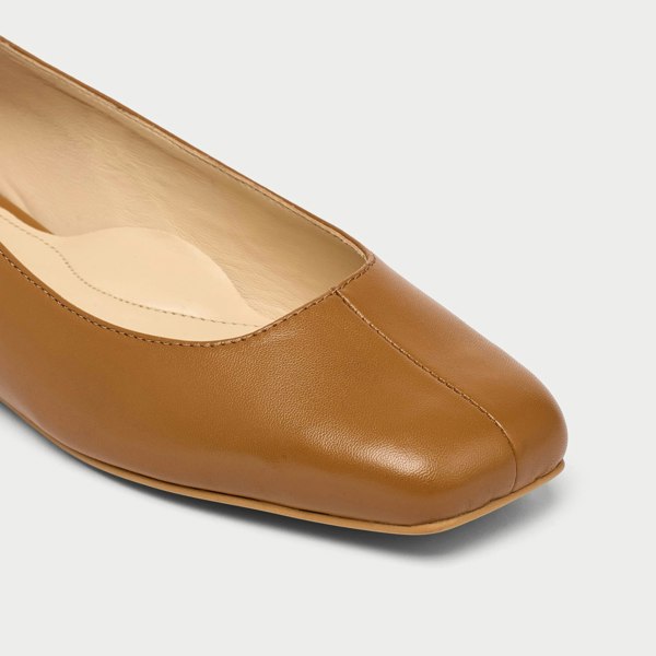 Calla Lucinda Flat Shoes for Bunions & Wide Feet - Tan Leather