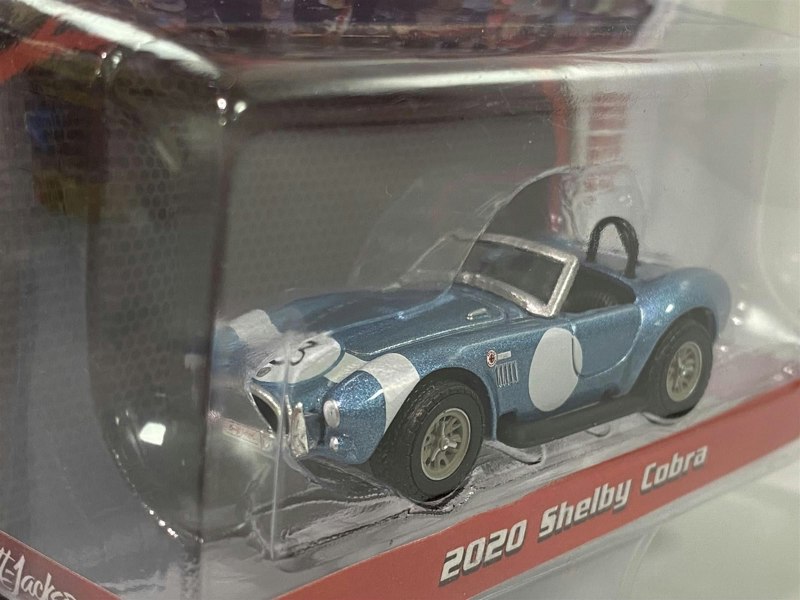 2020 shelby cobra blue metallic 1:64 scale greenlight 37230b