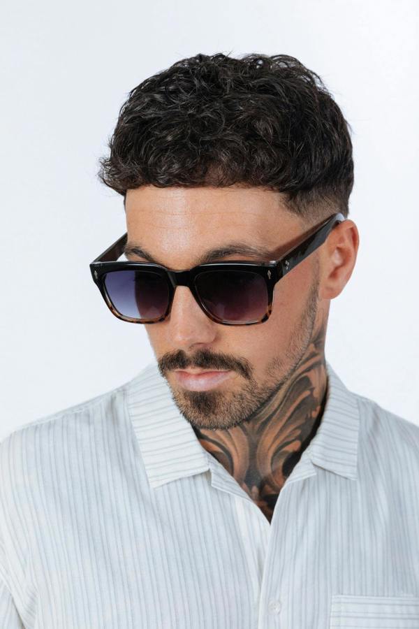 Square Sunglasses in Black Leopard - svnx