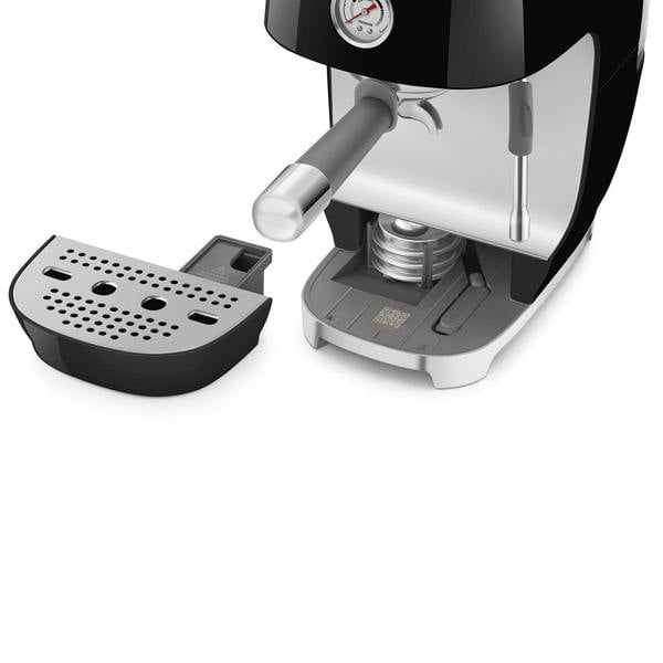 SMEG ECF03 Espresso & Cold Brew Coffee Machine – 50's Style