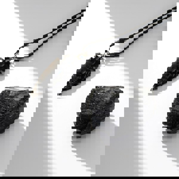 Myga Geode Gift set - Rough Stone and Pendant choice of 3 Colours