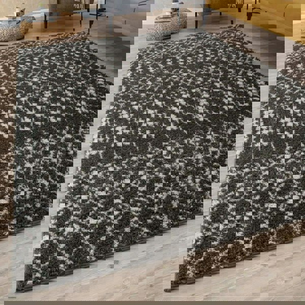 Moroccan-style thick shaggy rug non-shedding