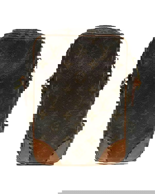 195227088.jpg