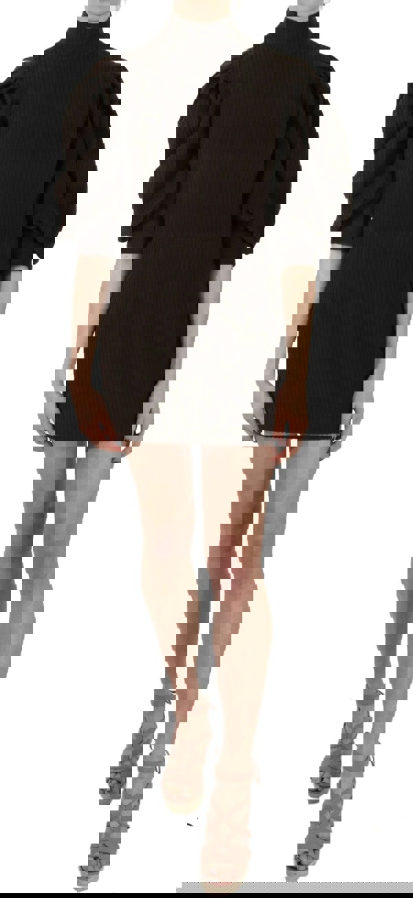146225858.jpg