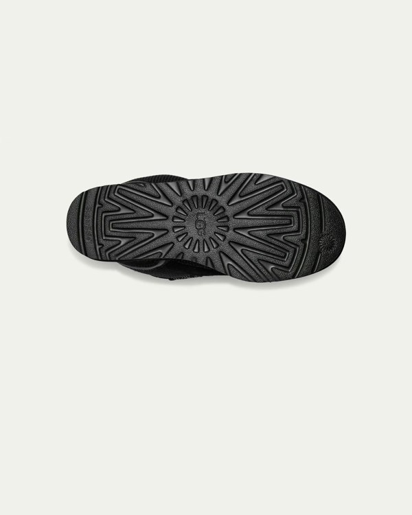 UGG Lowmel Womens Trainers - Black - CHO - Designer Womens Trainers