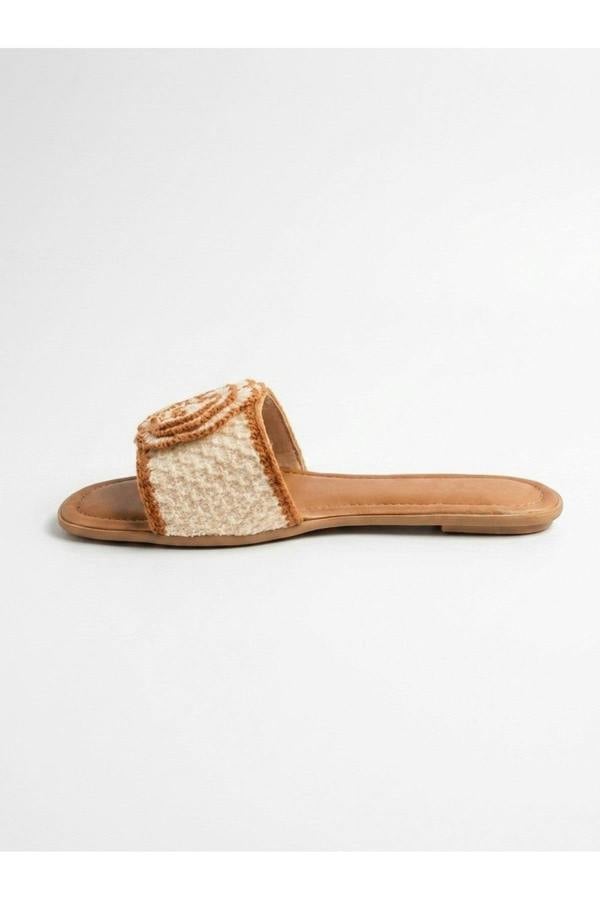 Iris Womens Embroidered Flower Slide Sandals - Camel