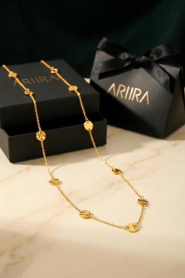 ARIIRA Isadora Hammered Disc Station Necklace