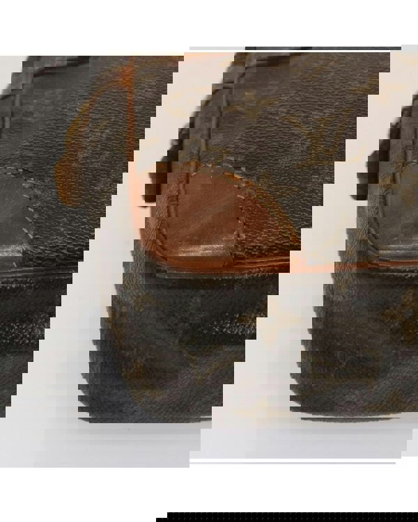 174000766.jpg