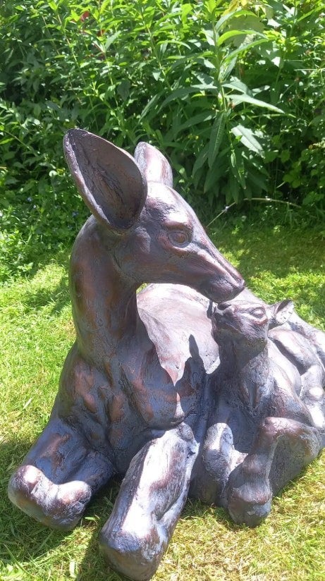 Inspirational Gifting Large Doe and Baby Fawn Garden Sculpture Deer Ornament