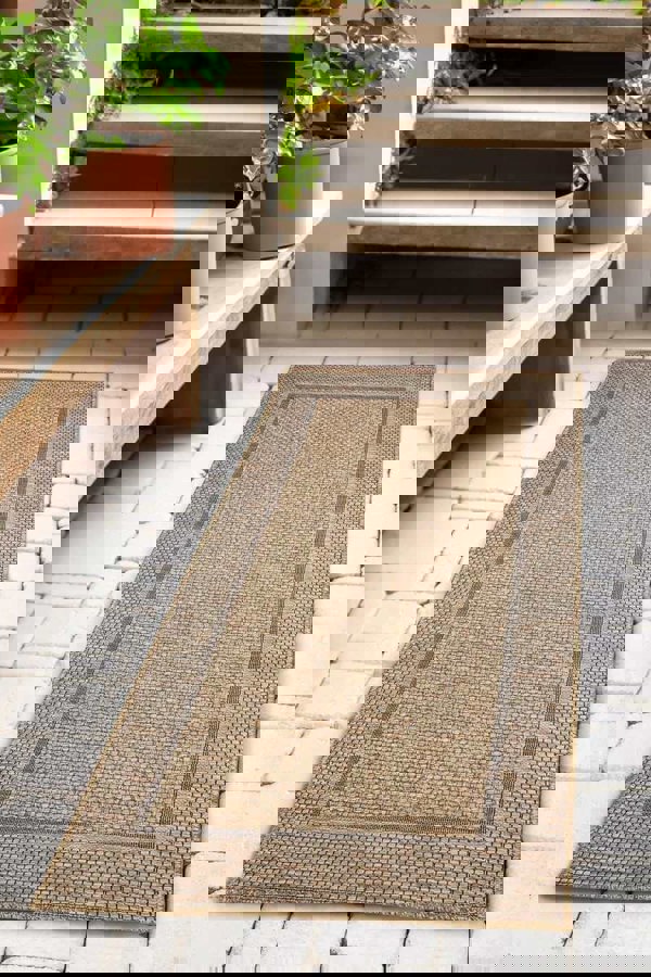 Summer Latte Border Rug – Indoor/Outdoor