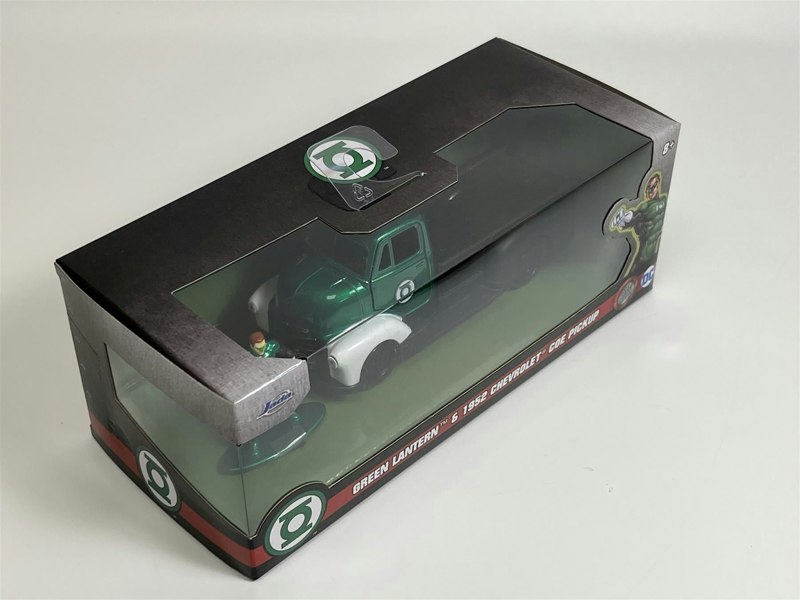 Jada Green Lantern and 1952 Chevrolet Coe Pickup 1:32 Scale 253253015 33093