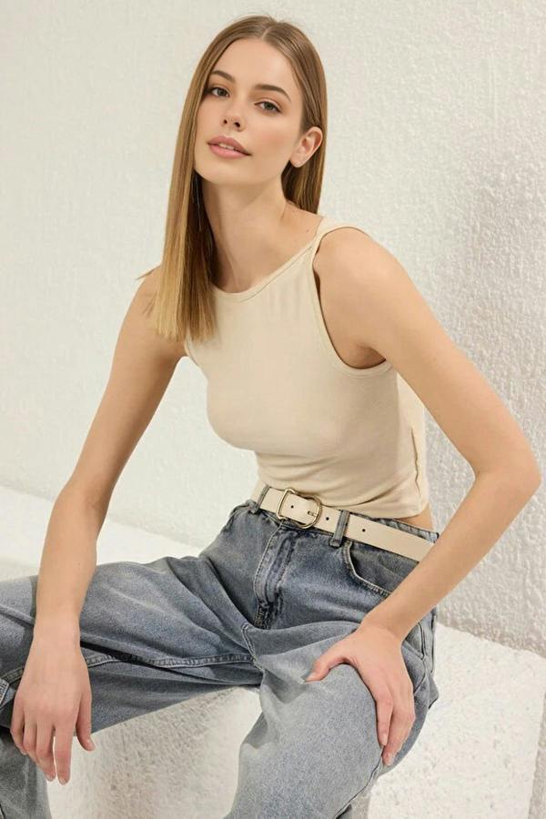 WOVCOR Strapped Fitted Stretch Knit Blouse