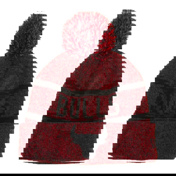 New Era Jake Chicago Bulls Knitted Bobble Beanie - Red