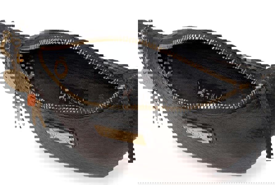 Catwalk Collection Handbags Ariana - Belt Bag