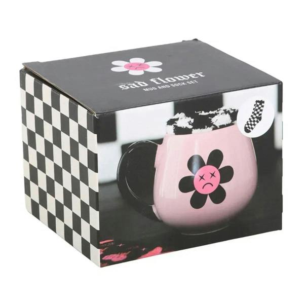 Mug gift box with checker pattern, sad flower mug and shaggy rim filler