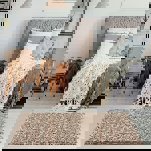 Beige Shaggy rug High Quality Elegant Moroccan Pattern