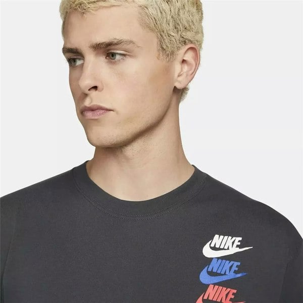 Nike Triple Swoosh Men's T-Shirt