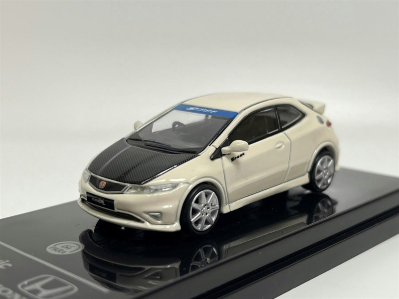 Paragon Honda Civic 2007 Type R FN2 White RHD 1:64 Paragon 65398