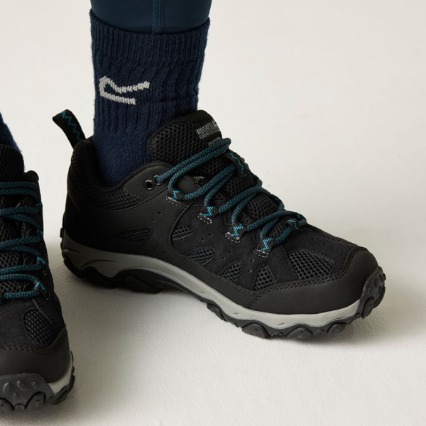 Regatta Womens Edgepoint IV Low Walking Shoes - Black/Storm Blue