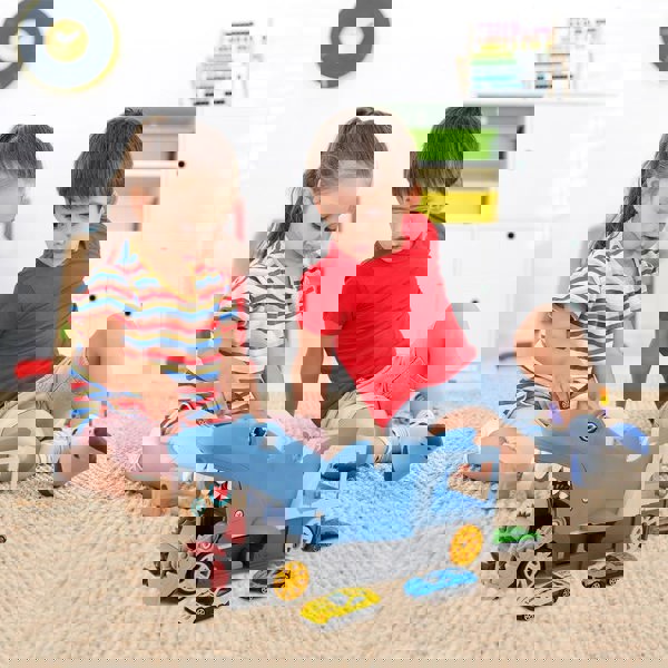 deAO Toys Shark Devour Transport Car Playset