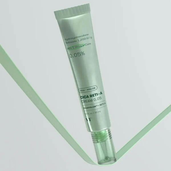 VT Cica Reti-A Cream 0.05 | Atelier De Glow UK
