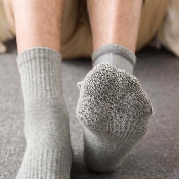 Anysox 5 Pairs Men’s Cotton Socks Size 43-48 Solid Colors