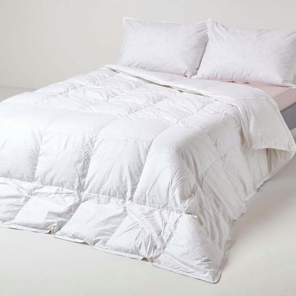 HOMESCAPES Goose Down 13.5 Tog Duvet for Winter