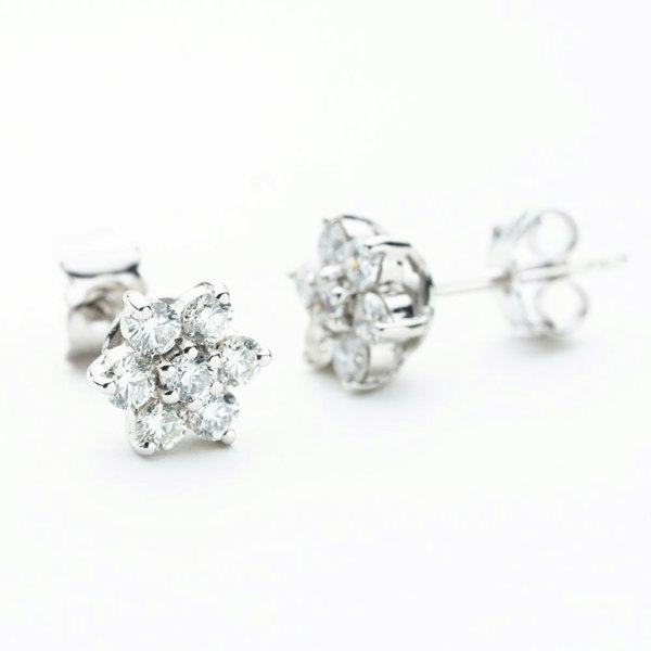 T. H. Baker 18ct White Gold Brilliant Cut 0.70ct Diamond Daisy Stud Earrings KDCER66/31719C