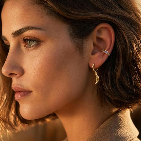 Gold Trip Amethyst Baguette Ear Cuff