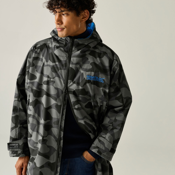 Regatta Unisex Adult Camo Waterproof Changing Robe - Grey/Sonic Blue