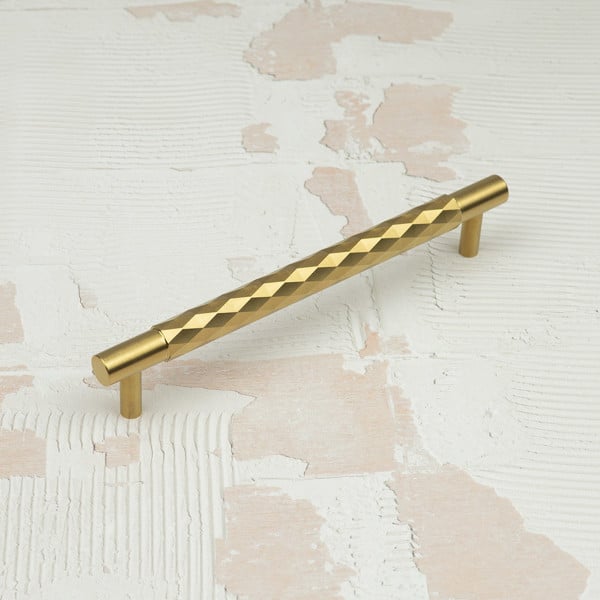 Handle & Home Satin Brass Diamond Knurled Handle and Coordinating Knob