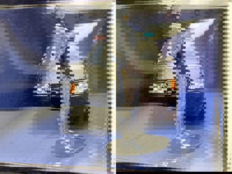 Jada Robocop Figure and OCP Ford Taurus 1:24 Scale Jada 33743 253255060