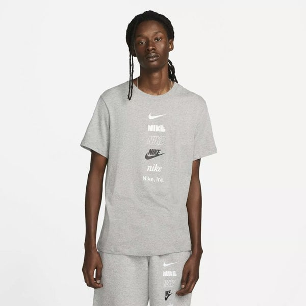 Nike Multi Stack Club Men's T-Shirt