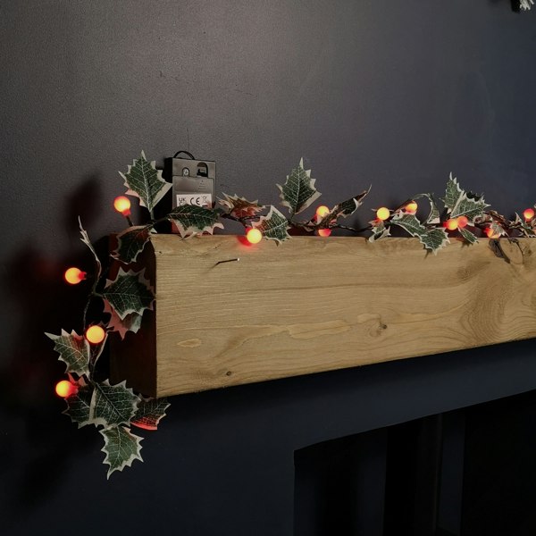 Samuel Alexander 1.8m Artificial Garland with Berries & Lights Battery Operated with 35 Warm White LEDs