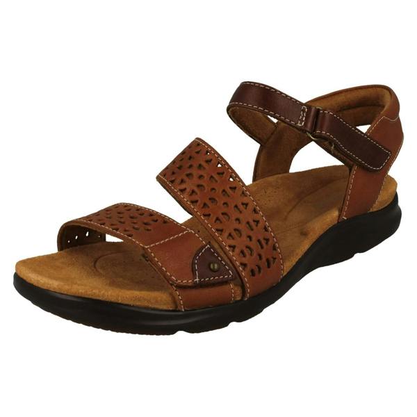 Clarks Ladies Clarks Cut Out Detailed Strappy Wedge Sandals Kitly Way