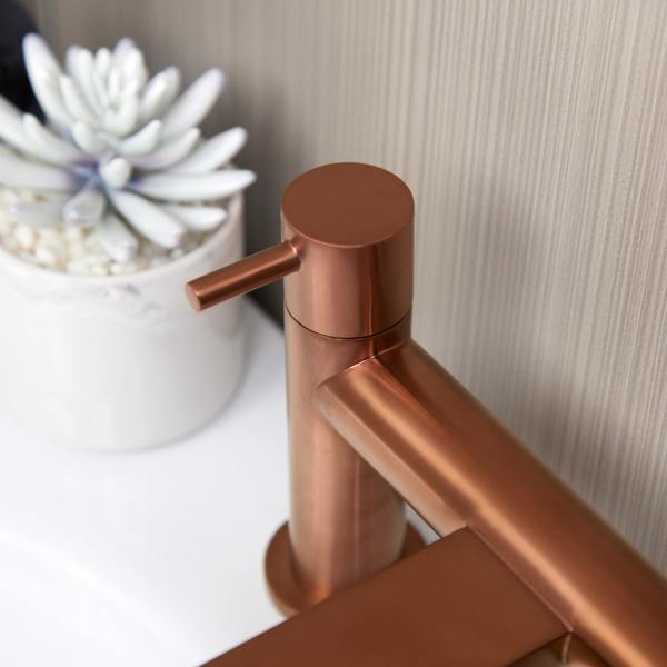 Flode Eslov | Bath Filler | Copper