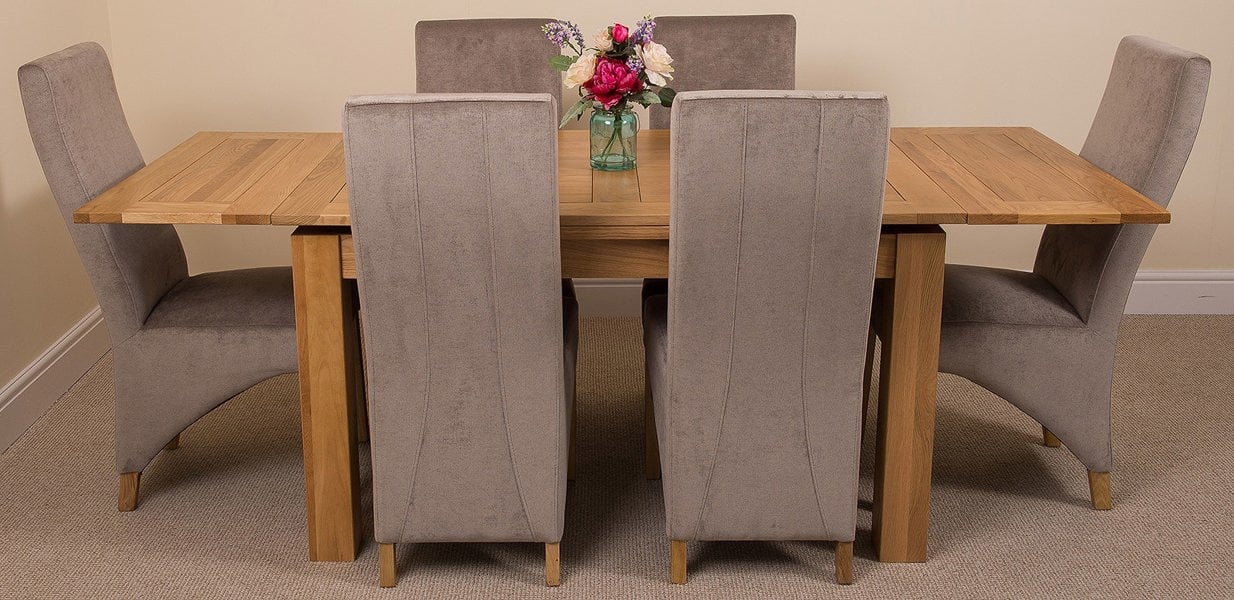 That's Furniture Richmond Medium Oak Extendable Dining Table with Lola Fabric Chairs